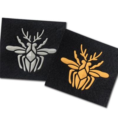 Custom Clothes Brand 3D Raised Silicone Iron on High Density Clothing Heat Transfers Logo Suede Fabric Base Sports Patches